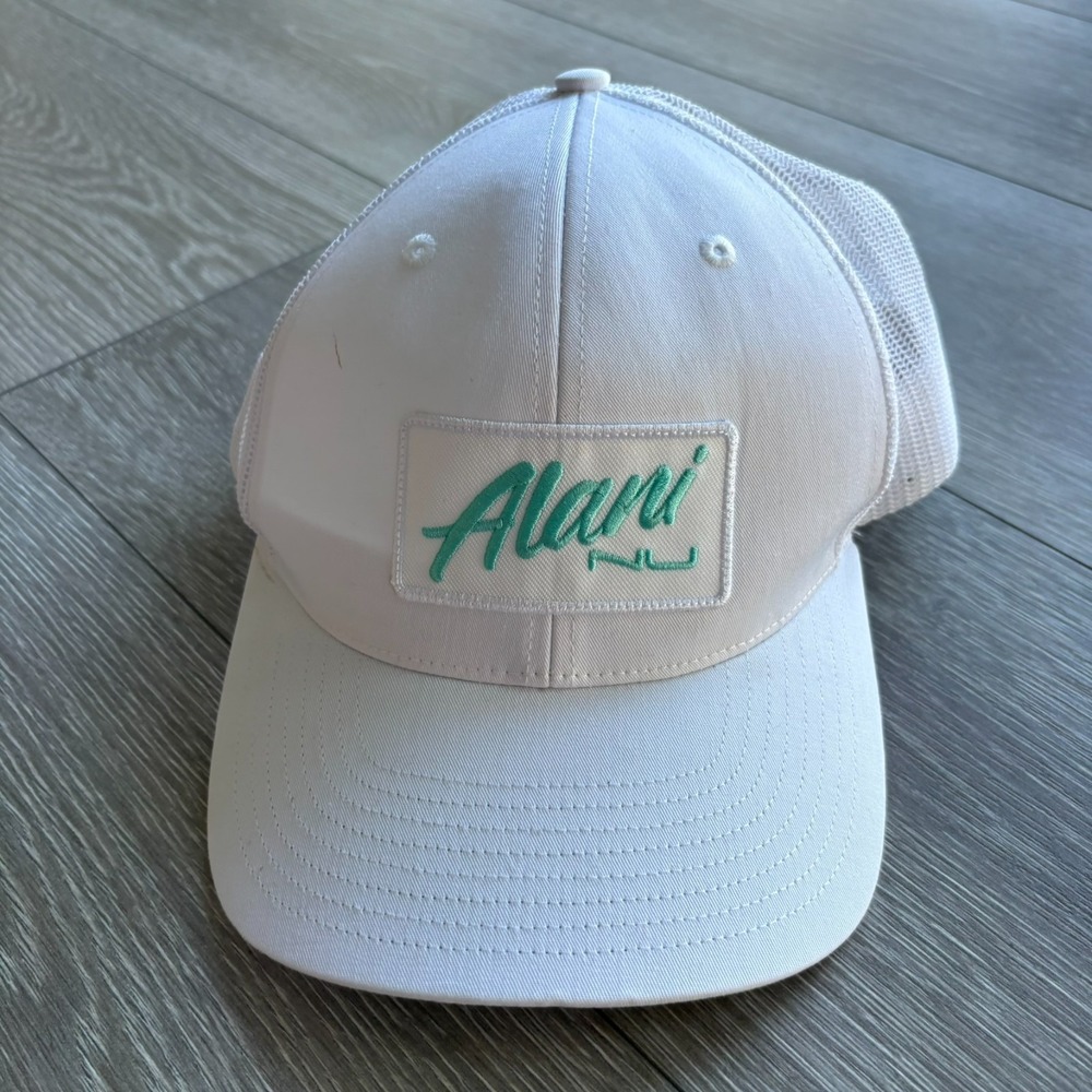 Richardson Womens White Alani Embroidered Logo Snapback Trucker Hat One Size